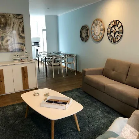 Casa Da Miragaia أنغرا دو إِراويزو